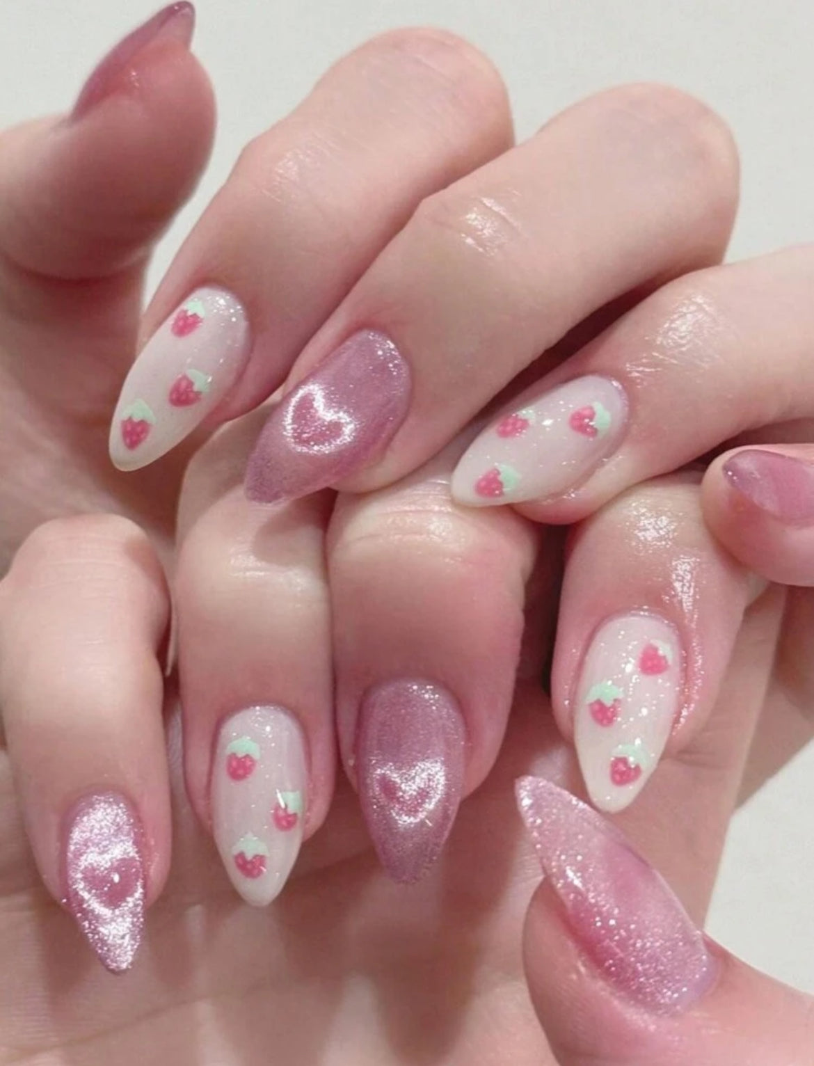 Upgrade Your Style With 24pcs Long Almond-Shaped Strawberry, Heart